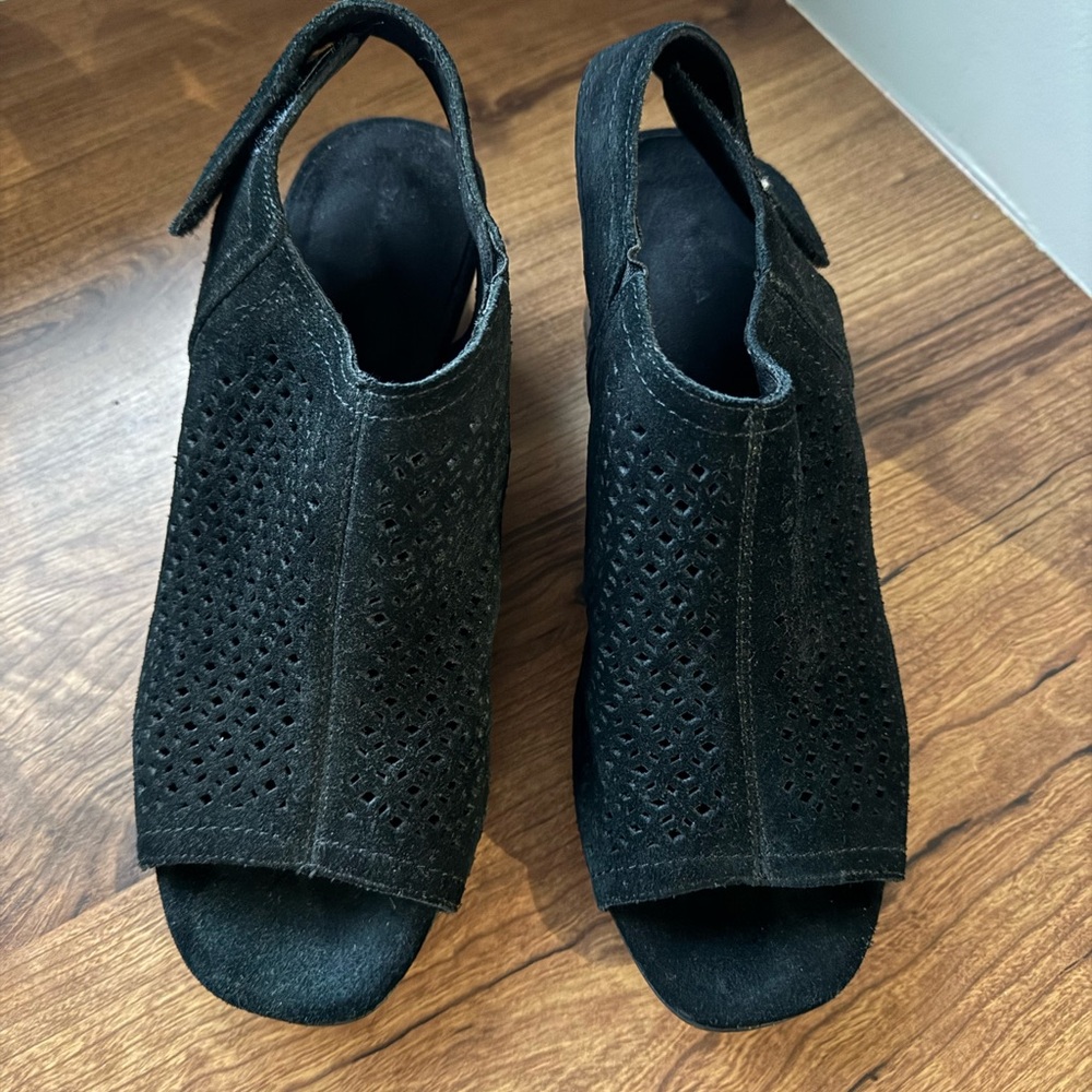 Elegant Black Women's Peep-Toe Mules